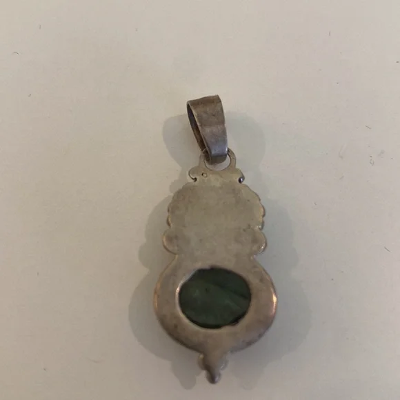 1990’s Pendant - Picture 2 of 3